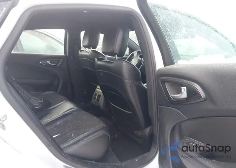 2016 Chrysler 200 S from USA, damaged, VIN 1C3CCCBB1GN147675